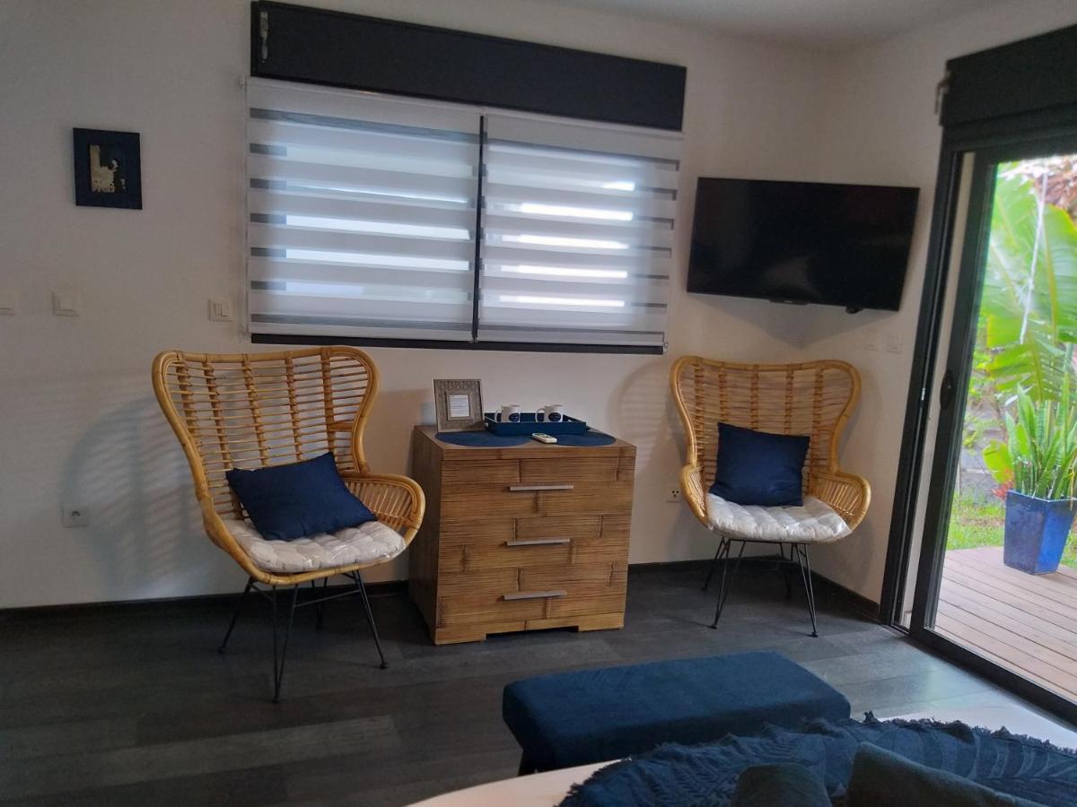 Suite Indigo Jacuzzi Prive Piscine Vue Mer Acces Cuisine Laverie 圣皮埃尔 外观 照片